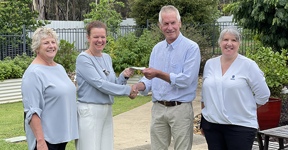 Cheque presentation to Dunolly Residential Community